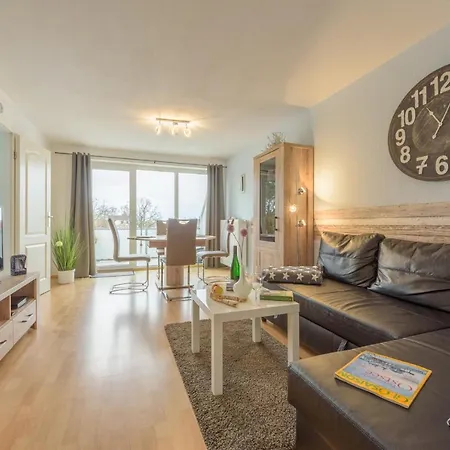 Apartman Lebensart - In Bester Lage, Mit Tg Und Balkon Baabe