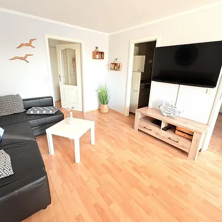 Apartman Fewo Lebensart - In Bester Lage, Mit Tg Und Balkon Baabe